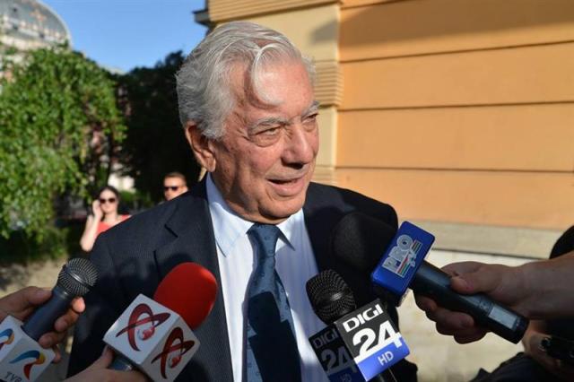 Mario Vargas Llosa in Cluj-Napoca / Credit: Radu Padureanu, Ziua de Cluj